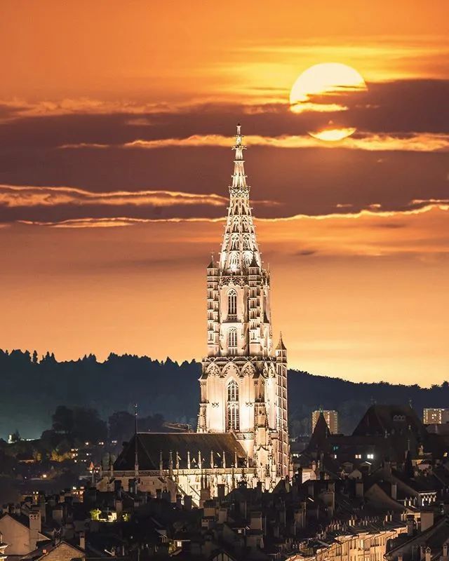 伯尔尼：最不像首都的慢城市