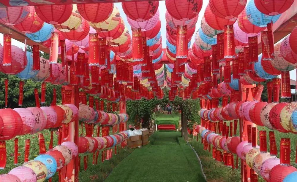 “花田篱下 国风丽人”，光明农场大观园中秋国庆盛装欢迎您！