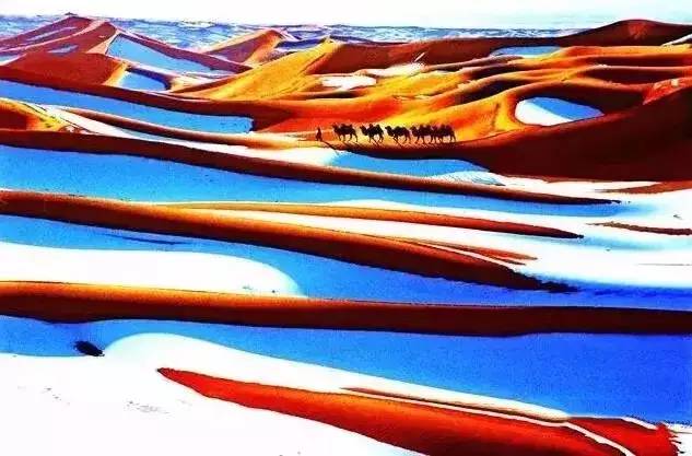 新疆沙漠居然下雪了！简直美到爆！一组照片惊艳全国~